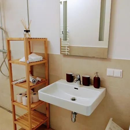 Jahn Апартаменты Баден