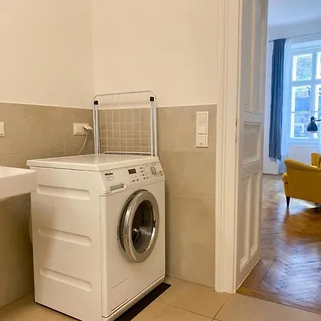 Jahn Apartman